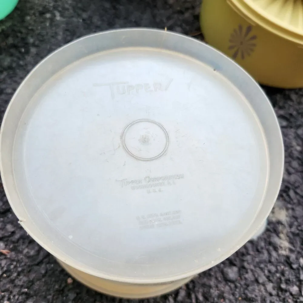 Vintage Tupperware Collection Crisp It , Servalier And Triple Sifter